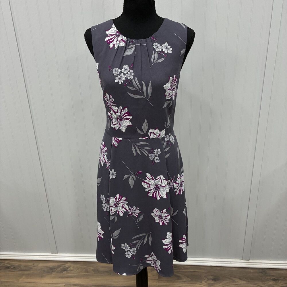 Banana Republic Women's Size 6 Purple Floral Fit & Flare Dress Preppy Feminine